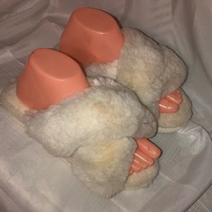 HALLUCI Cross Band Slippers size 8-8.5